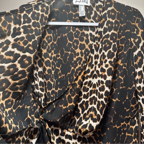 Joseph Ribkoff Leopard Wrap Top D Ring Balloon Sleeves Blouse Brown Size 6 Small - Picture 8 of 15